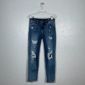 Judy Blue Jeans Women 7/28 Boyfriend Fit Distressed Mid-Rise Medium Wash Denim